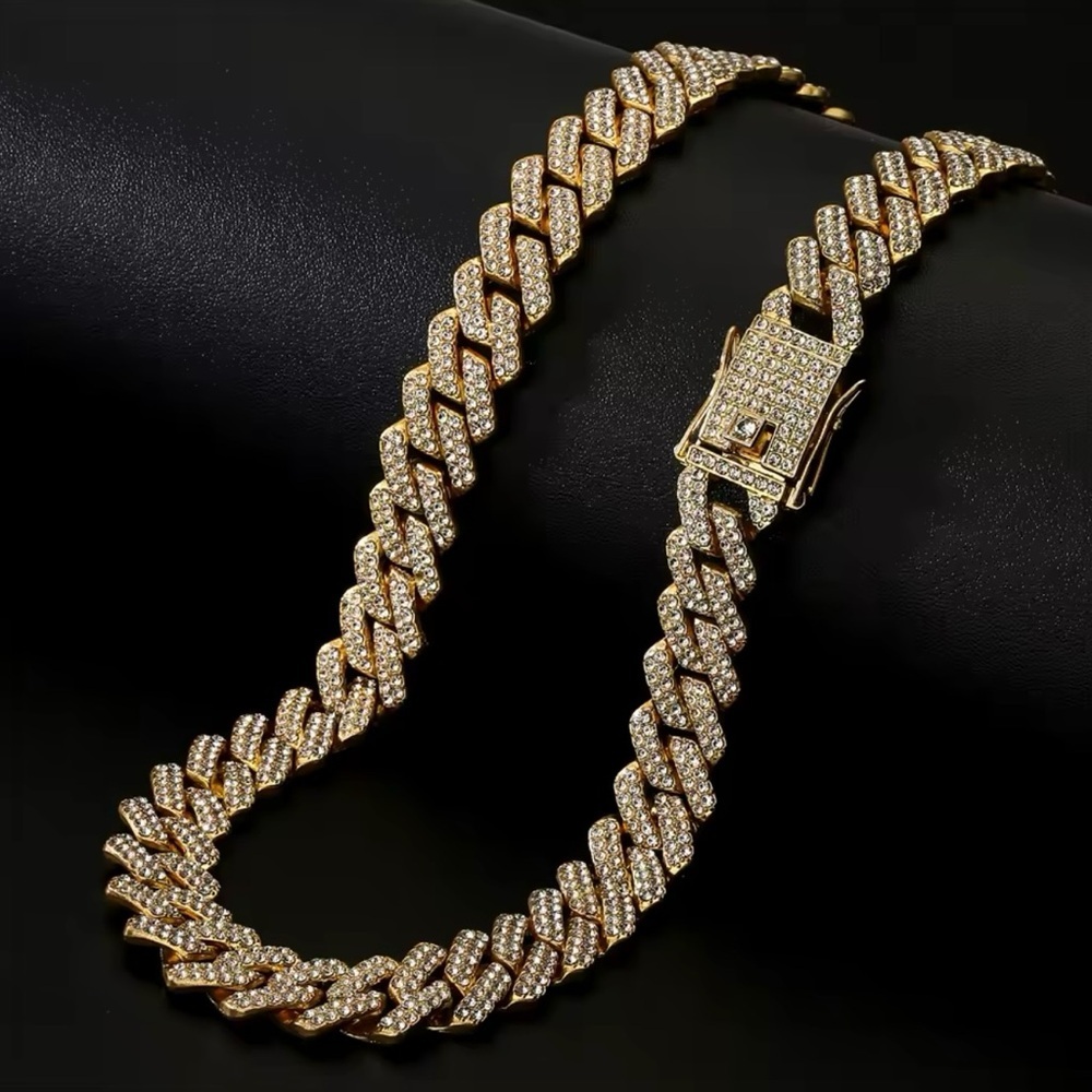 Cuban Link Chain For Mens Women Iced Out Necklace 18” - Picture 3 of 8